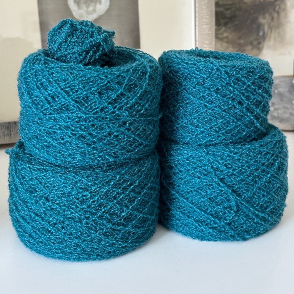 100% Cashmere Aqua Blue Recycled Lace Weight Yarn Bundle of 4 Cakes 164 grams